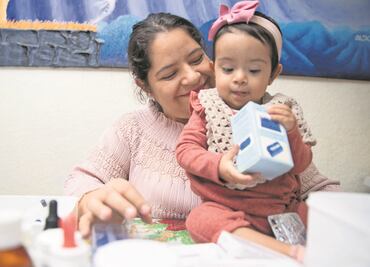 La bebé Marichuy lucha por su calidad de vida y con la falta de medicinas; debe consumir 12 fármacos