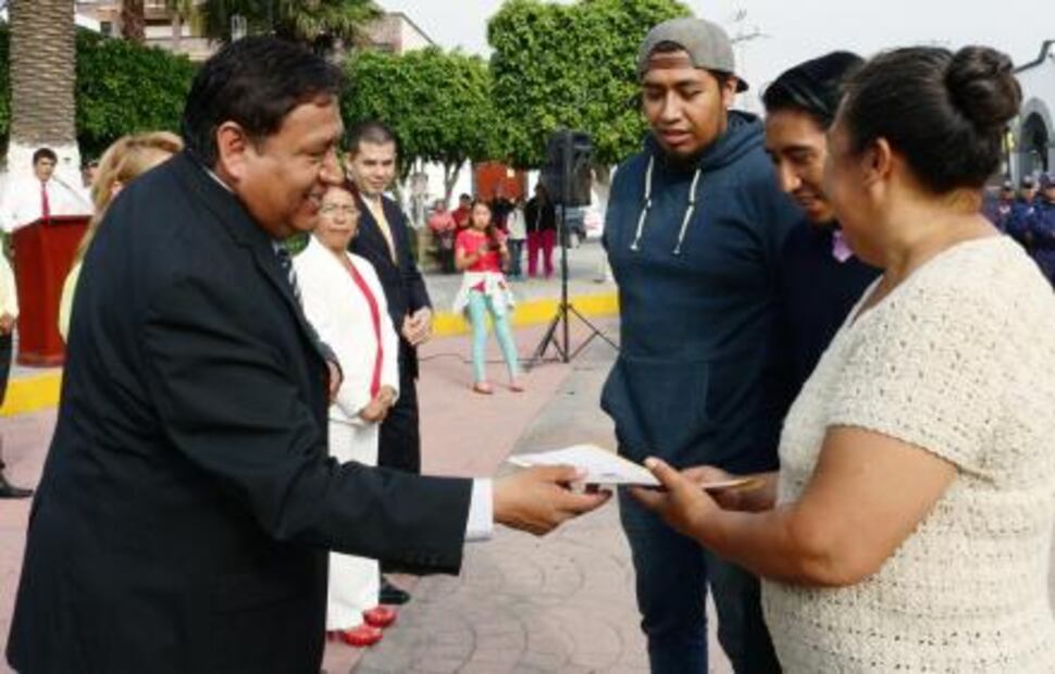 Crean la 'Lotería Tultepec' con tradiciones locales