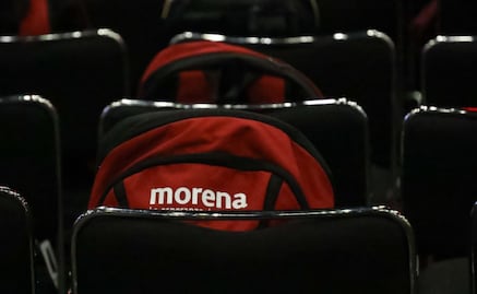 Una sombra llamada Rubén Rocha; crónica de un congreso morenista que lo relegó