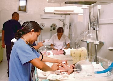 Nacimientos caen 1.1% en 2022: Inegi