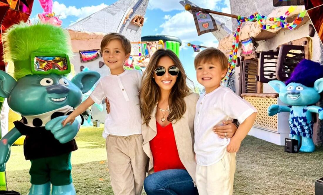 Anahí en la fiesta de cumpleaños de Manuel y Emiliano, sus hijos.
Foto: Instagram