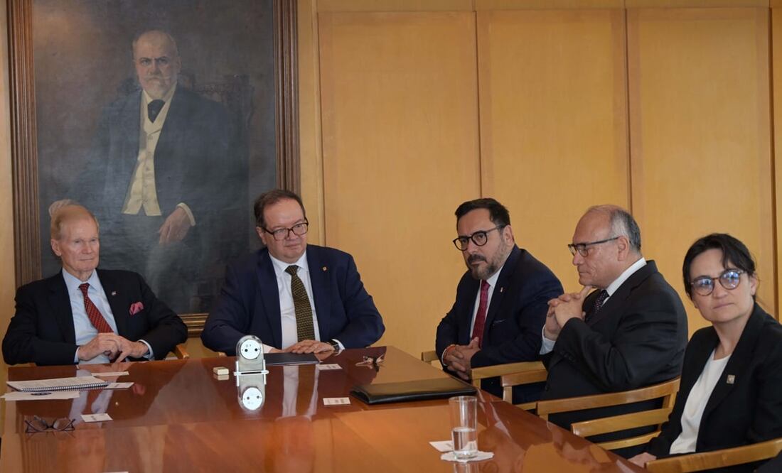 Bill Nelson acudió a la UNAM donde también se reunió con autoridades de la Agencia Espacial Mexicana. Foto: UNAM