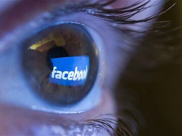 Facebook te quiere espiar mediante mensajes inaudibles en tu TV