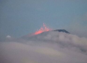 Volcán Etna sufre nueva erupción de su cráter sureste con lluvia de cenizas