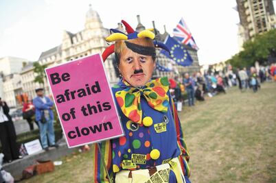 Oposición en Reino Unido bloquea comicios que exige premier