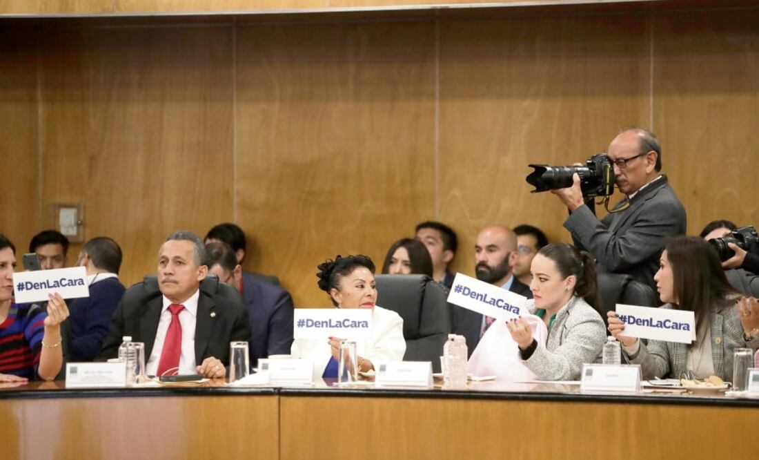 Legisladores de oposición, entre ellos los senadores Joel Padilla, Martha María Rodríguez Domínguez y Martha Cecilia Márquez Alvarado. Foto: IVÁN STEPHENS. EL UNIVERSAL