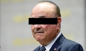 Detienen exgobernador de BC por huachicoleo fiscal 