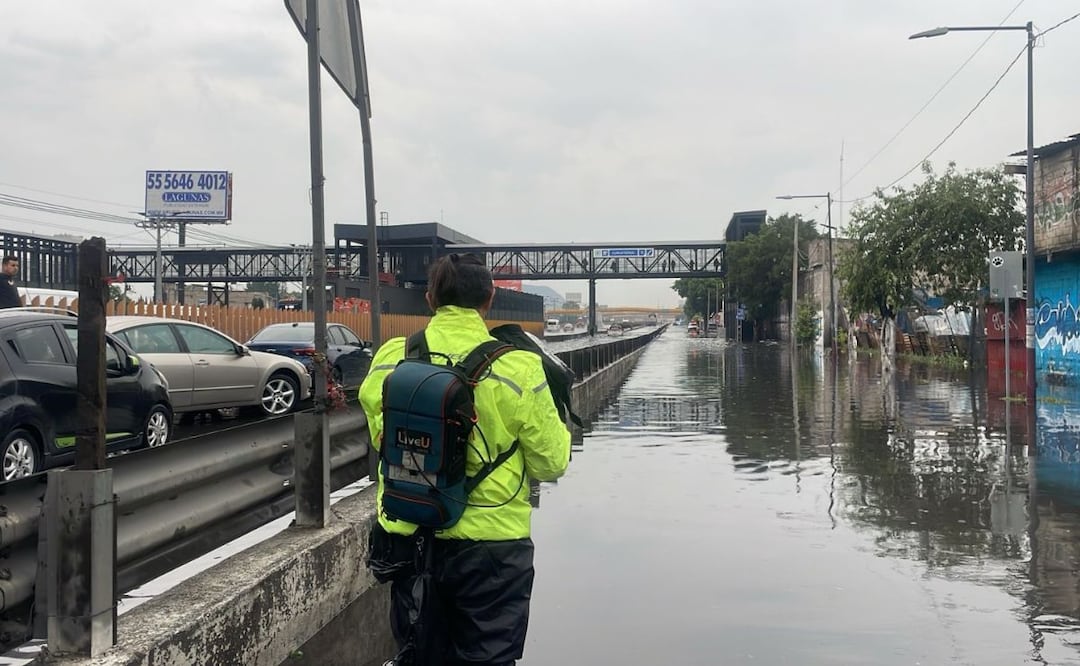 La lluvia en el oriente del Valle de México provocó afectaciones en vialidades primarias. | Foto: Especial.
