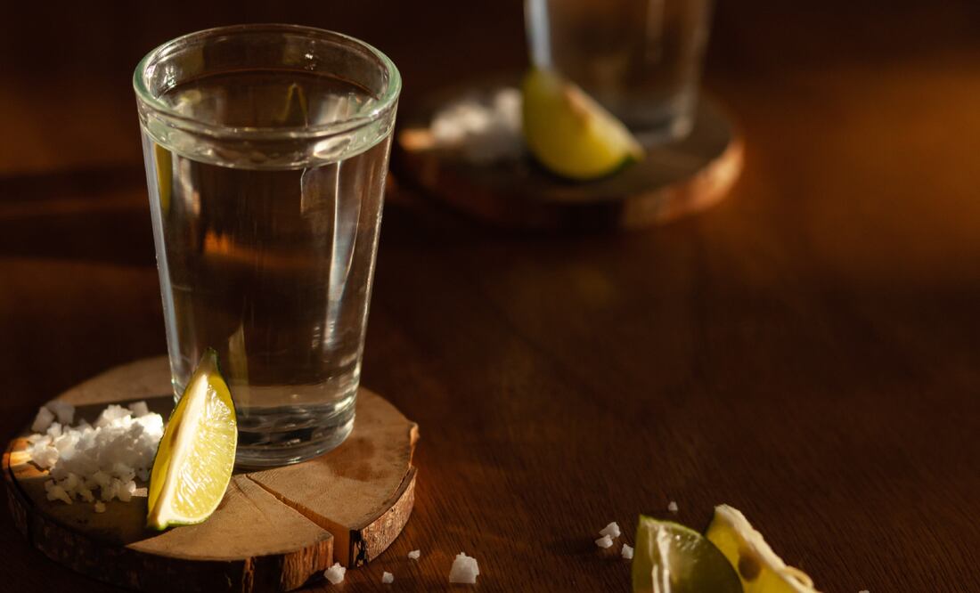 Pese a que, de las 52 presentaciones de tequila reposado, todas cumplieron con contenido alcohólico, componente volátiles y contenido de extracto seco, algunas tuvieron 21 mililitros menos, según la Profeco. Foto: Usplash