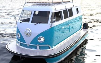 Conoce la Combi flotante que es en realidad un barco de lujo