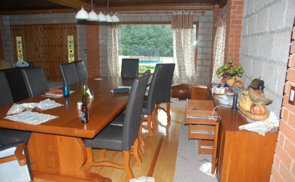 Casa de seguridad de Édgar Valdez "La Barbie". Finca en Lerma, Estado de México, refugio donde fue detenido el narcotraficante (31/08/2010). Foto: Especial