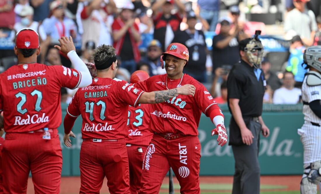 Robinson Canó inauguró la pizarra ante Yankees con "perreo" incluído - Foto: Diablos Rojos