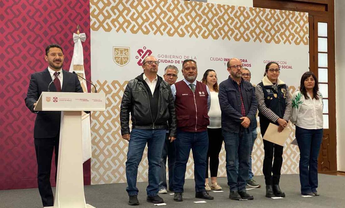 Batres señaló que también mejorará la aplicación de pintura en la Glorieta; la renivelación de los respiraderos del Metro y la restauración del monumento “El Sereno”. Foto: Alberto Acosta/EL UNIVERSAL