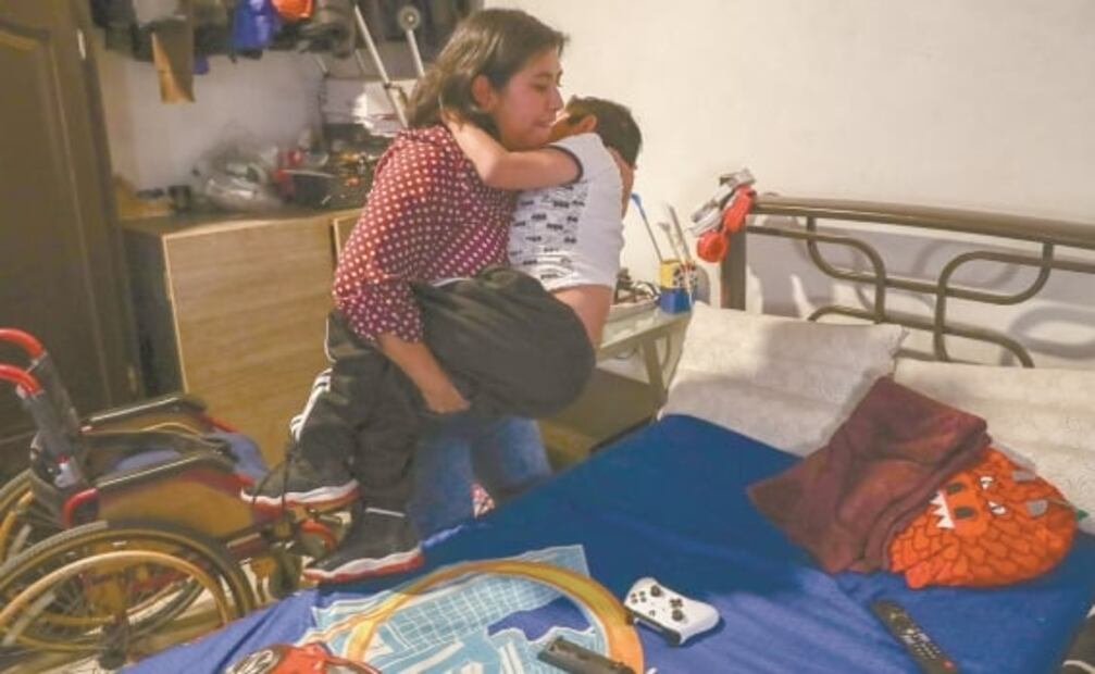 Axel contra la atrofia muscular; tratamiento cuesta más de 2 mdp