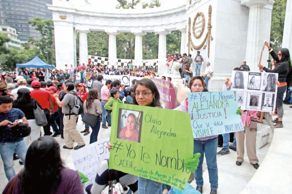 Las trabajadoras del hogar dijeron sentirse afectadas, porque Alejandra no contaba con seguridad social ni un contrato por escrito, por ello exigieron que la familia de esta mujer sea indemnizada (ADRIÁN HERNÁNDEZ. EL UNIVERSAL)