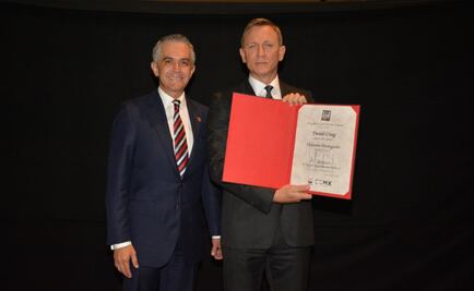 Daniel Craig, distinguished guest of Mexico City