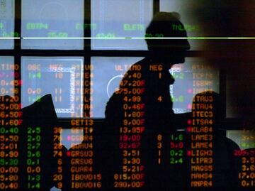 Trump leaves the G7 in disarray after trade disputes while Xi defends an open global economy