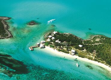 Avioneta desaparece cerca del Triángulo de las Bermudas; hallan posibles restos