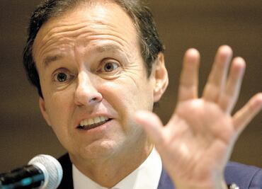 Quiroga deja cargo tras polémica con López Obrador