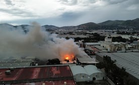 Se registra incendio en empresa ubicada en Tlalnepantla; hay cuatro personas lesionadas por quemaduras