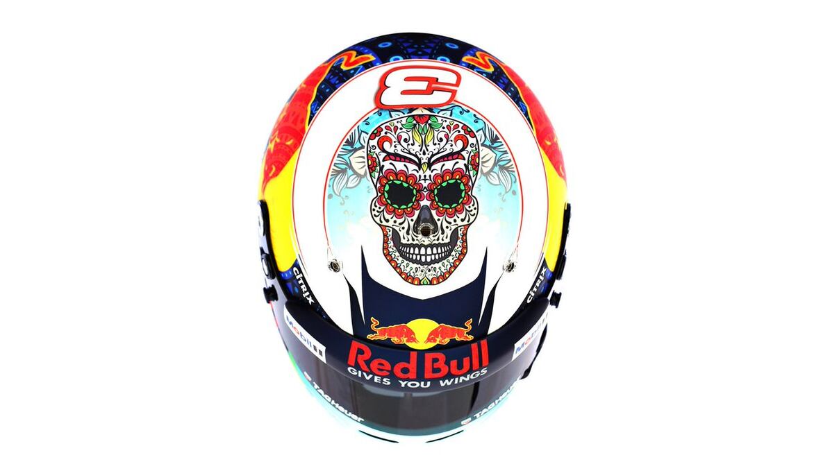 Además del toque cultural, al casco se le agregó la imagen de "soloautos", el cual es un patrocinador mexicano de Daniel Ricciardo. (Fotos: Cortesía)