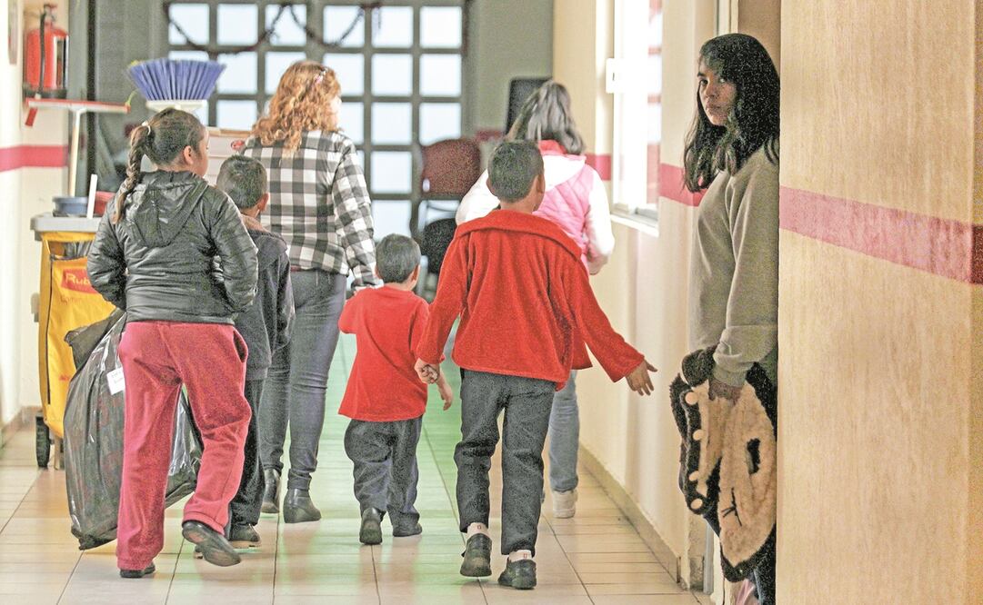 Entre los requisitos que se piden para adoptar a un menor está acreditar medios suficientes para proveer subsistencia y educación. Foto: ARCHIVO EL UNIVERSAL