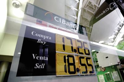 Se dispara dólar, otra vez