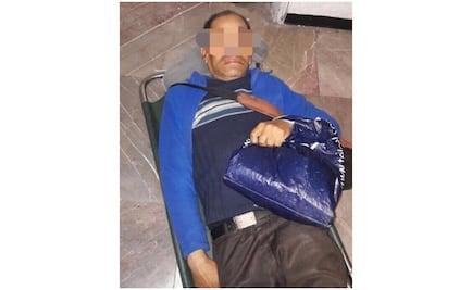 Policías rescatan a hombre que cayó a vías en Metro Obrera