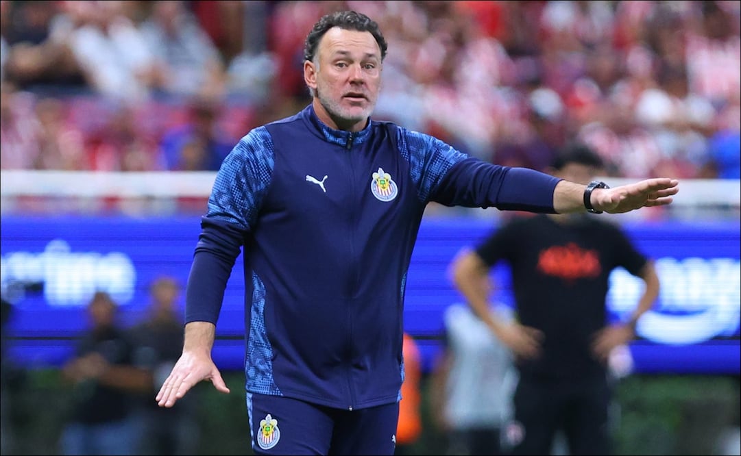 Gabriel Milito lamentó que Chivas perdiera liderato con Pumas: "Queríamos terminar en lo más alto" / FOTO: Imago7