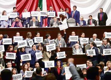 El primer ataque de la nueva oposición