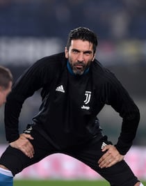 Buffon quiere jugar una temporada más en la Juventus
