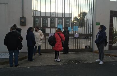 Empleados del ayuntamiento de Naucalpan exigen pago de salarios atrasados 