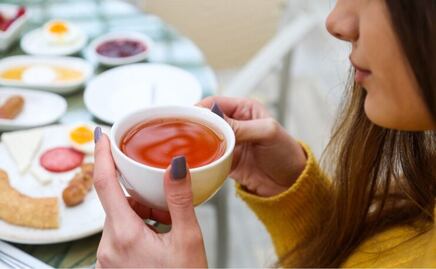 5 infusiones para desinflamar el estómago por comer mucho