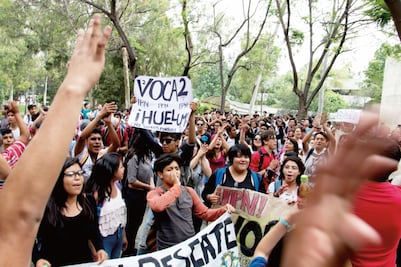 Alumnos piden diálogo en el IPN, no en la SEP