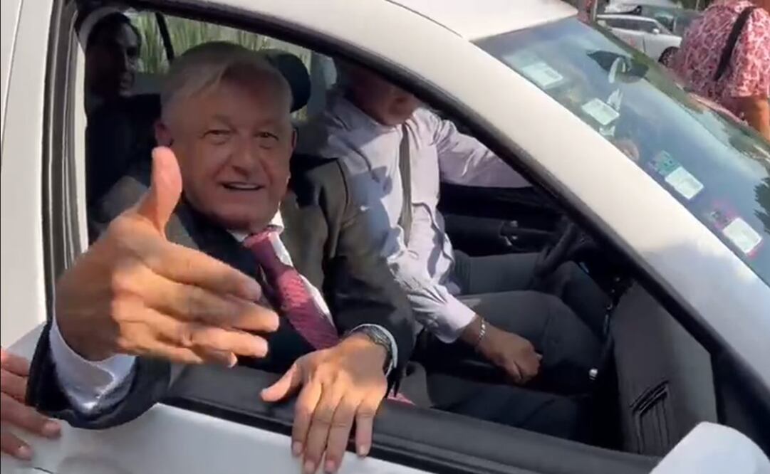 Presidente Andrés Manuel López Obrador tras salir de comida con Consejo Coordinador Empresarial y el Consejo Mexicano de Negocios. Foto: Pedro Villa y Caña / EL UNIVERSAL