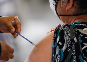 Anuncian auditorías para revisar compra y distribución de vacunas contra Covid-19