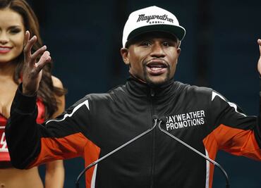 Pacquiao es un "perdedor" y un "cobarde": Mayweather