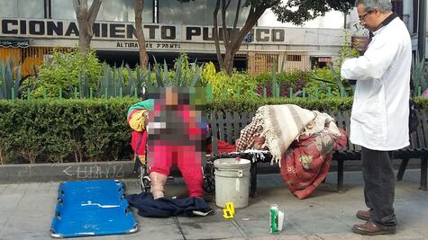 Muere mujer en parque por hipotermia