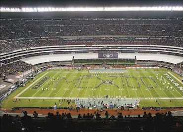 NFL supervisa semanalmente la cancha del Estadio Azteca