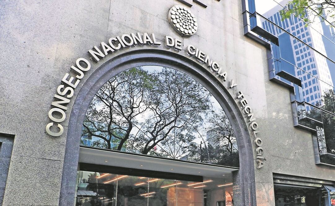 Científicos y académicos solicitan al Congreso detener proceso legislativo de Ley Conacyt propuesta por AMLO