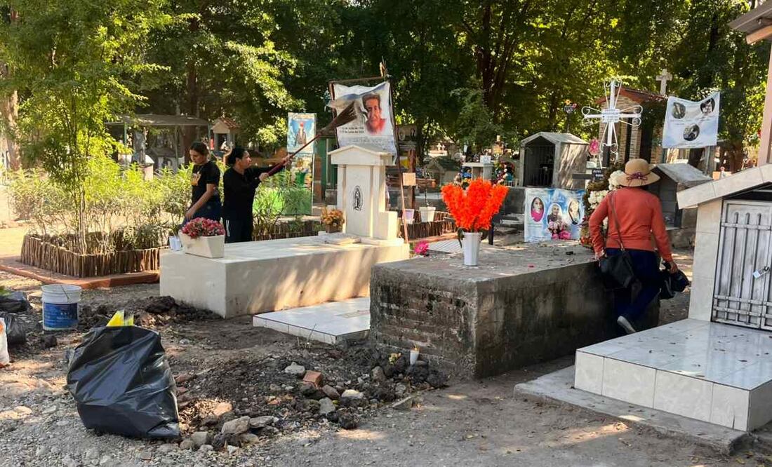 Despliegan operativo en 85 panteones de Culiacán, Sinaloa.
Foto: Especial.
