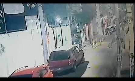 Video. Así operaba una banda dedicada al robo de autopartes en la Miguel Hidalgo