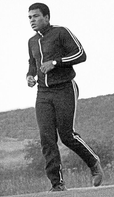 Ayer se le realizó otro homenaje a Muhammad, en el Deportivo Metro (AP)