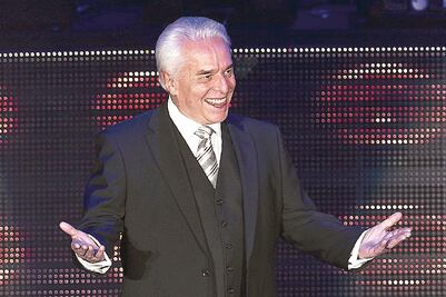 Ahora quieren rescatar a Enrique Guzmán para los millennials