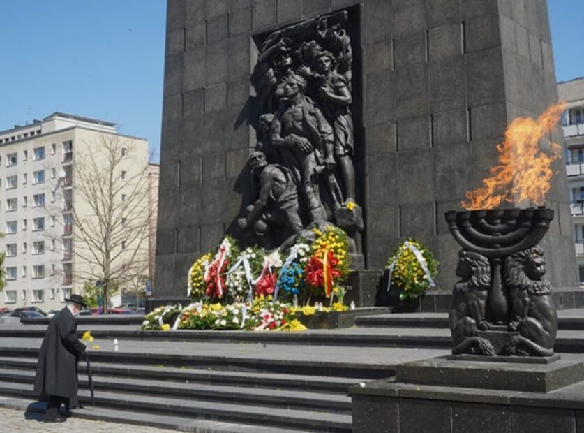 Alemania recuerda el fin del Holocausto a la sombra del coronavirus