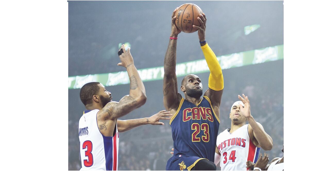 Los Pistons están al borde de la eliminación en Playoffs  (TIM FULLER. USA TODAY SPORTS)