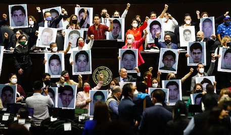 Diputado sobreviviente de Ayotzinapa alista exhorto para acelerar investigaciones del caso