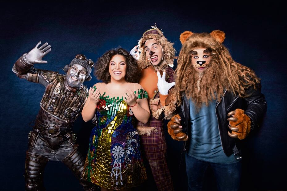 Lucero sigue el sendero del arte