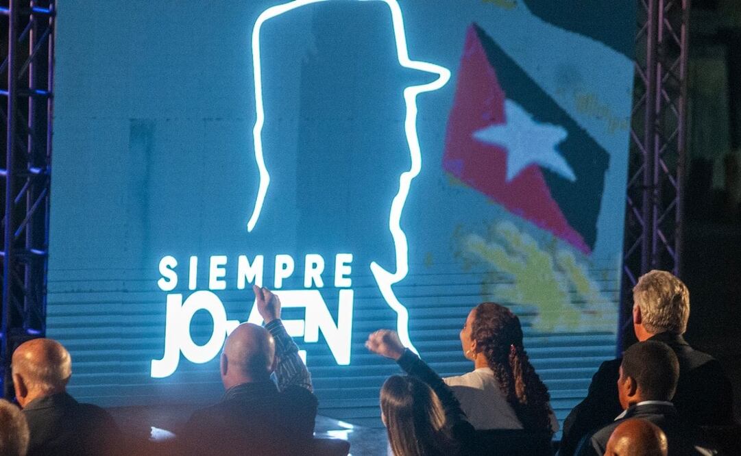 La Presidencia de la República de Cuba expresó que los artistas dedicaron una noche memorable al "siempre joven Fidel" que "tanto hizo por la cultura y la dignidad de la Patria". Foto: X @PartidoPCC