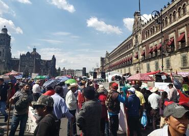 Organizaciones campesinas llegan al Zócalo; preparan nuevo mitin